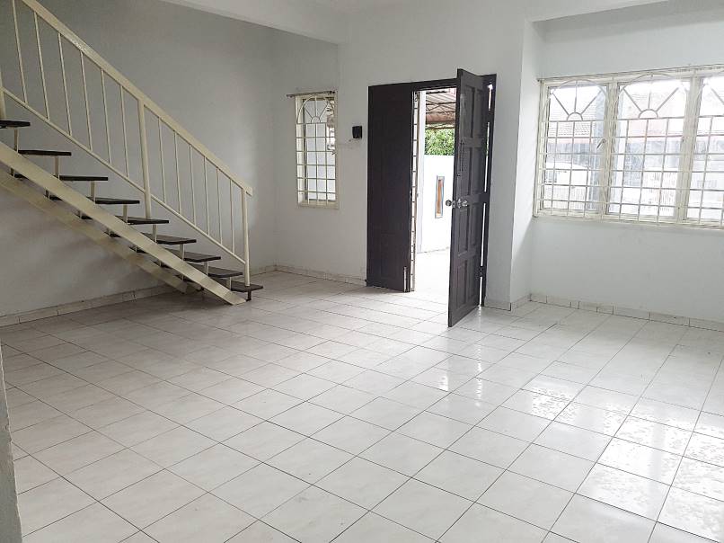 2STOREY TERRACE, RANTAU PANJANG, KLANG - photo 2