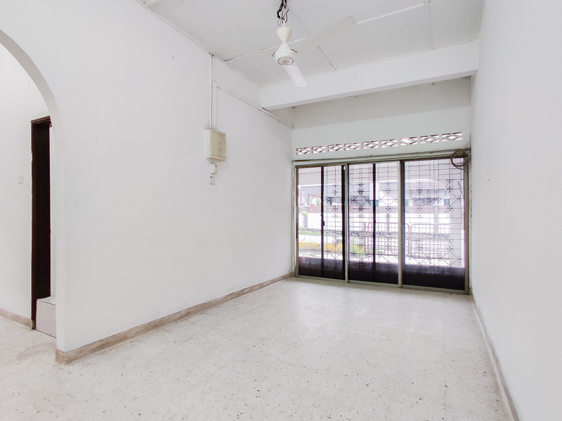1 Storey Taman Sri Serdang Seri Kembangan - photo 2