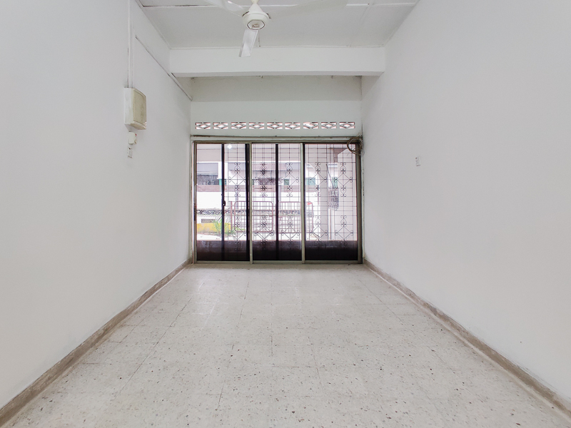 1 Storey Taman Sri Serdang Seri Kembangan - photo 3