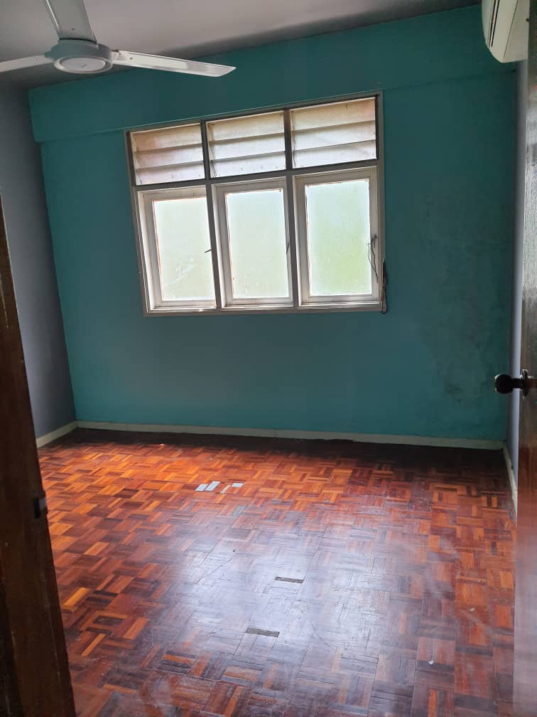 FLAT PKNS JALAN 4M AMPANG JAYA - photo 3