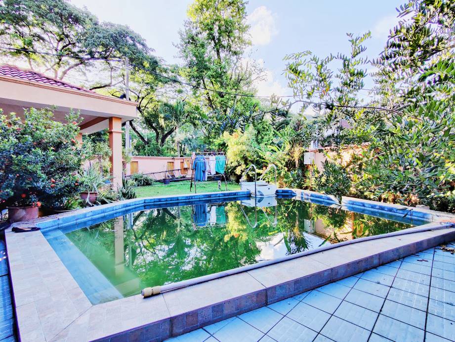 25246 DOUBLE STOREY TERRACE, TAMAN BUKIT INDAH - photo 4