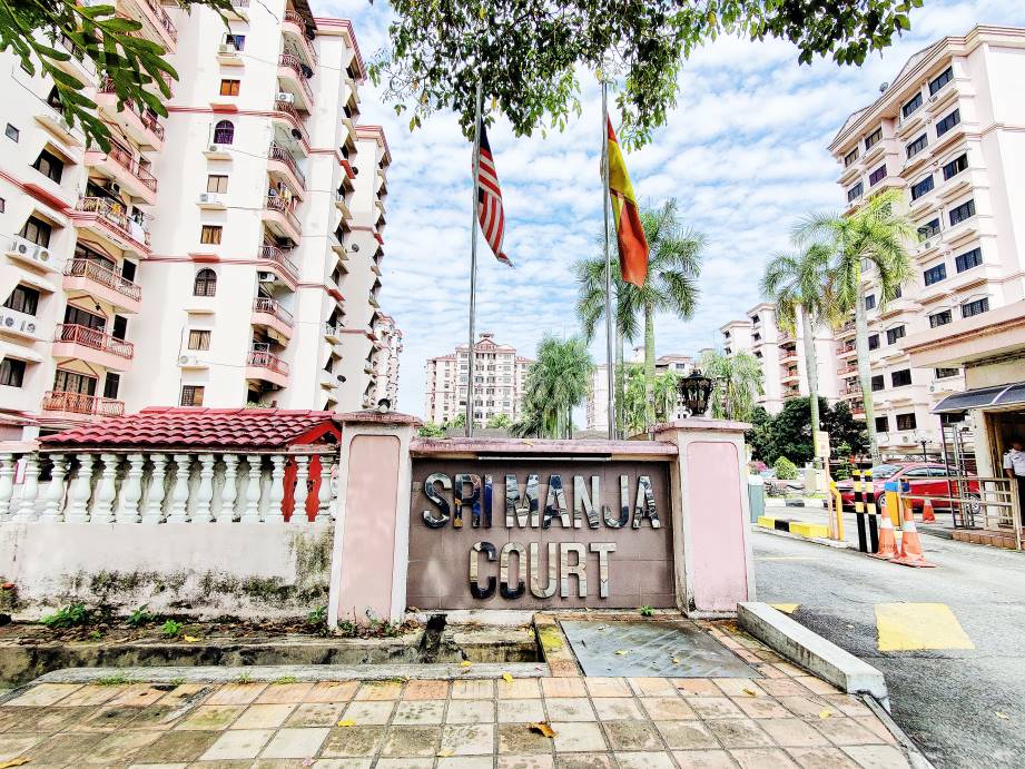 SRI MANJA COURT CONDO, TAMAN SRI MANJA