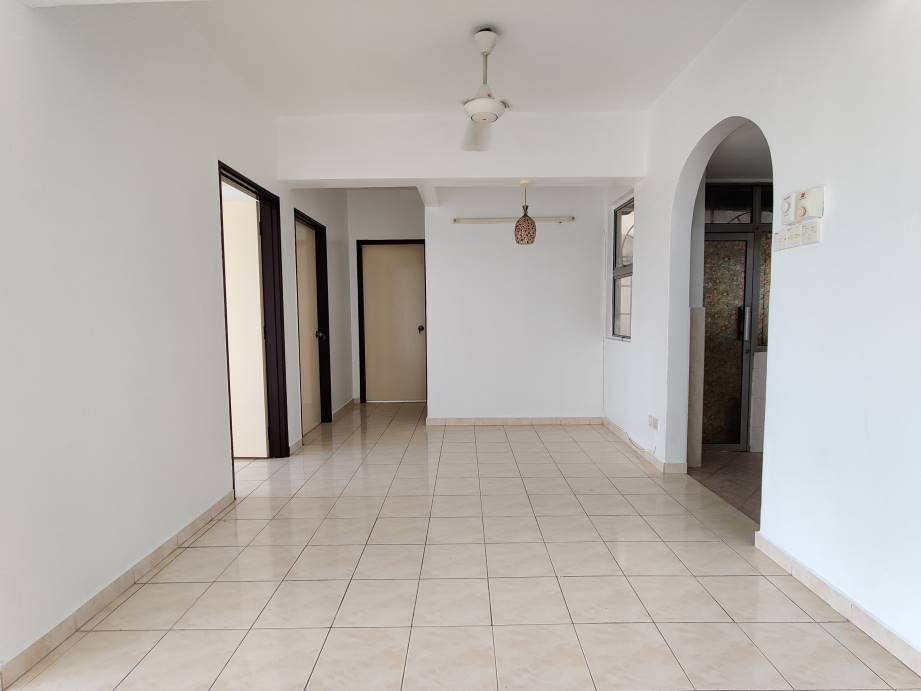 25246 SRI JATI 1 APARTMENT, JALAN KLANG LAMA, KL - photo 4