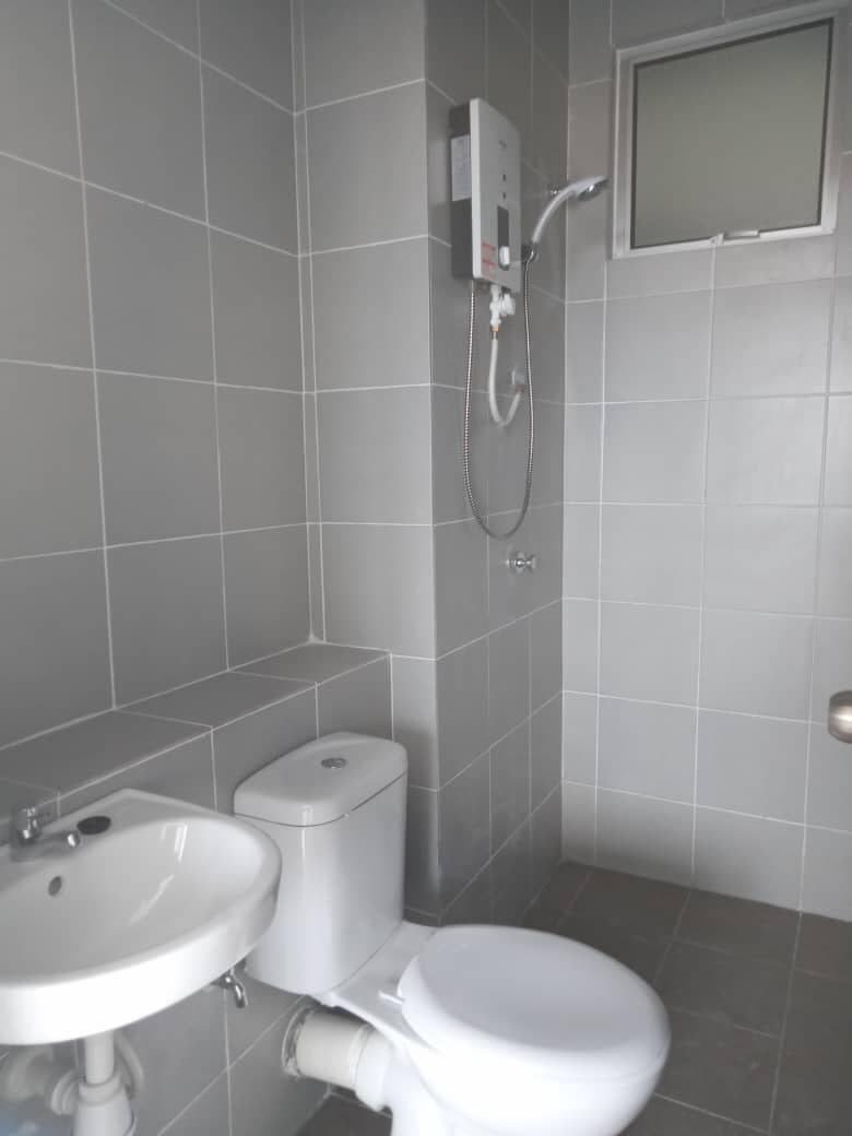 Freehold New Residensi Adelia Condo Bangi Avenue - photo 8