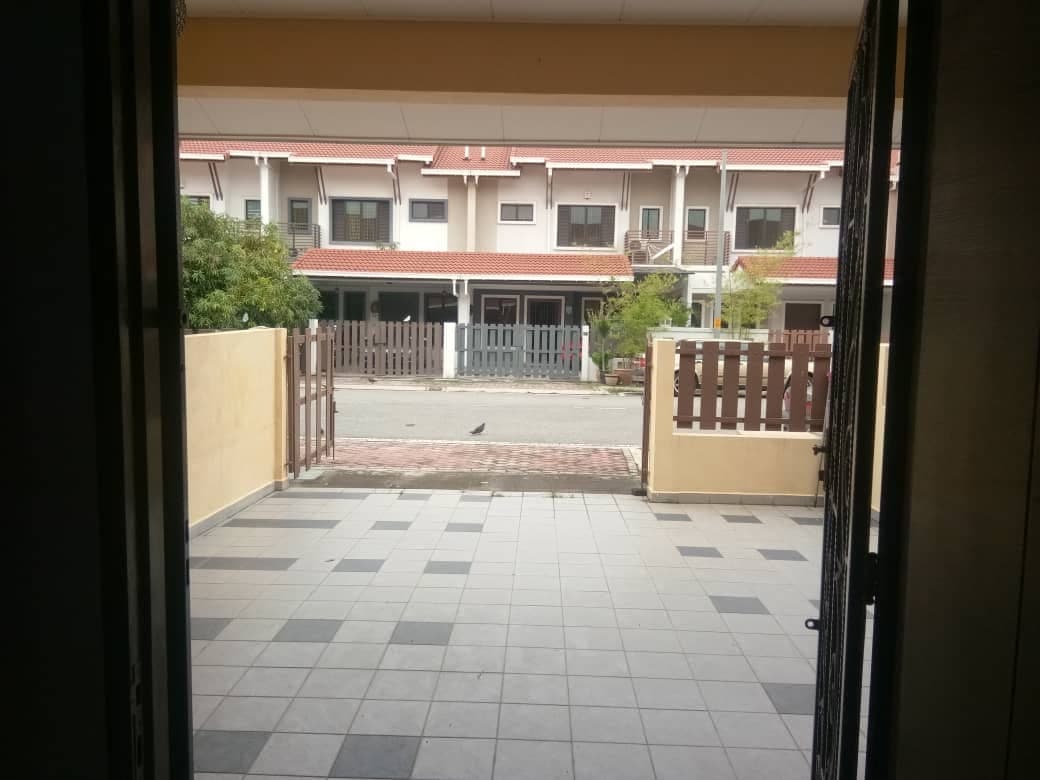 DOUBLE STOREY TERRACE HOUSE BAYU IMPIAN KLANG - photo 2