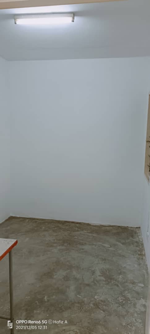 Block 38 Level 4 Apartment Pkns Seksyen 7 Shah Ala - photo 4