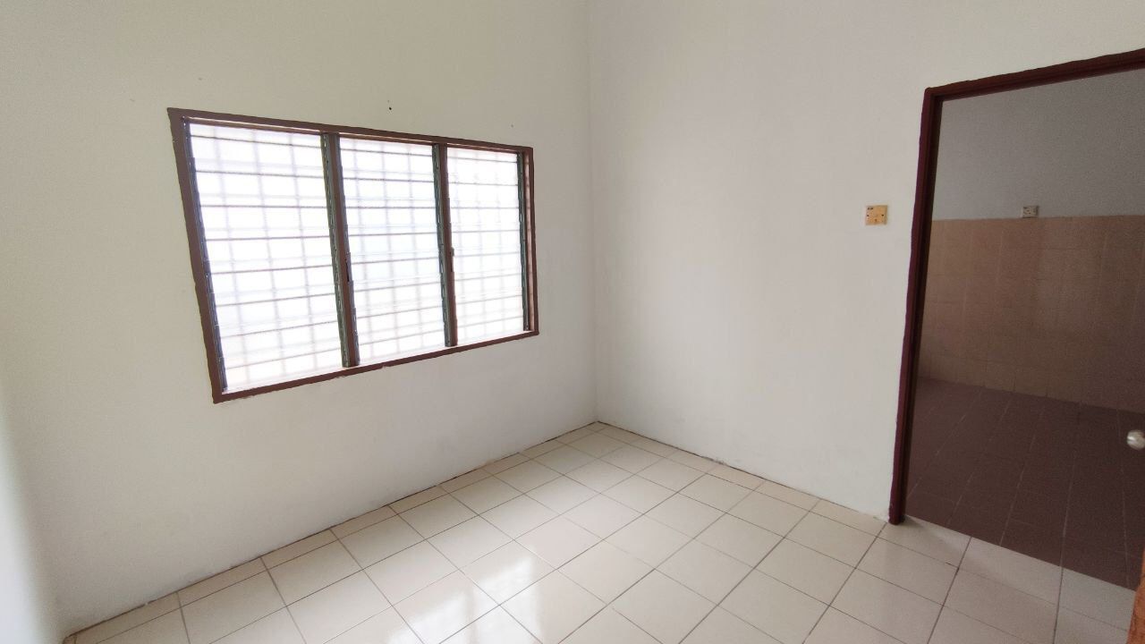 Freehold Single Storey Taman Meru Jaya Meru Klang - photo 9
