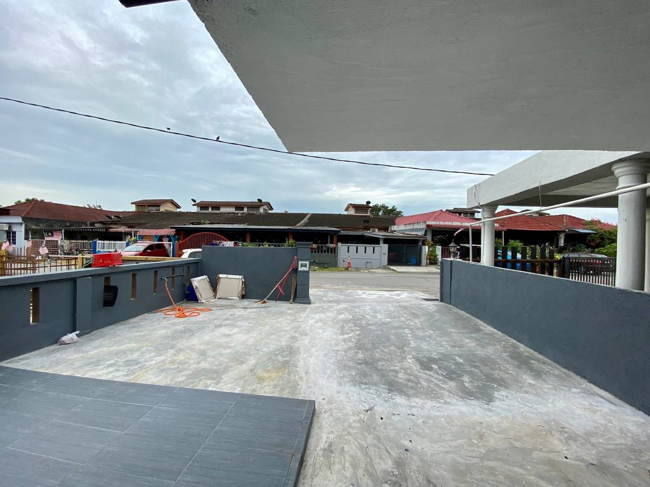 New Refurbished Single Storey Tmn Maznah Kg Jawa K - photo 2