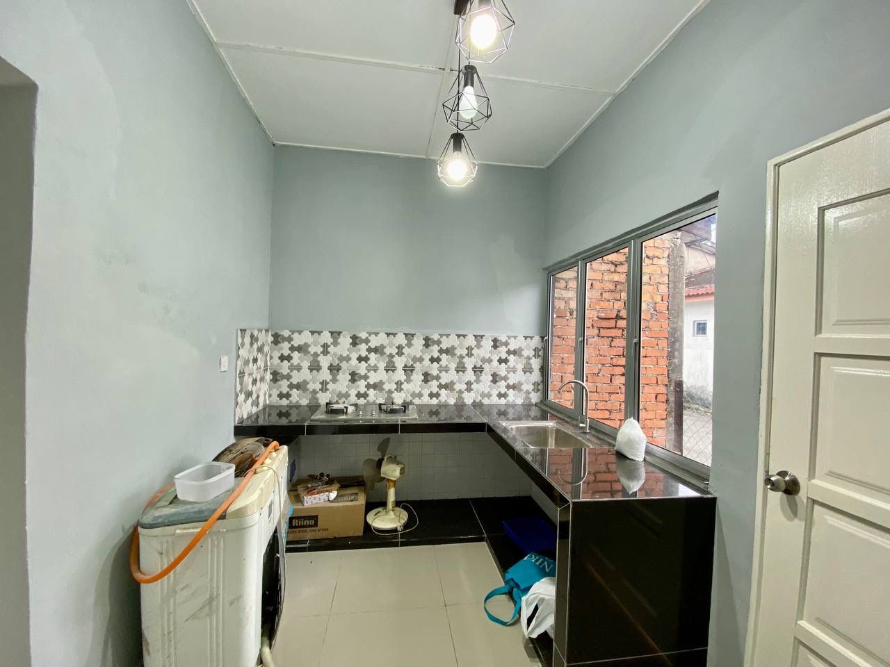 New Refurbished Single Storey Tmn Maznah Kg Jawa K - photo 7