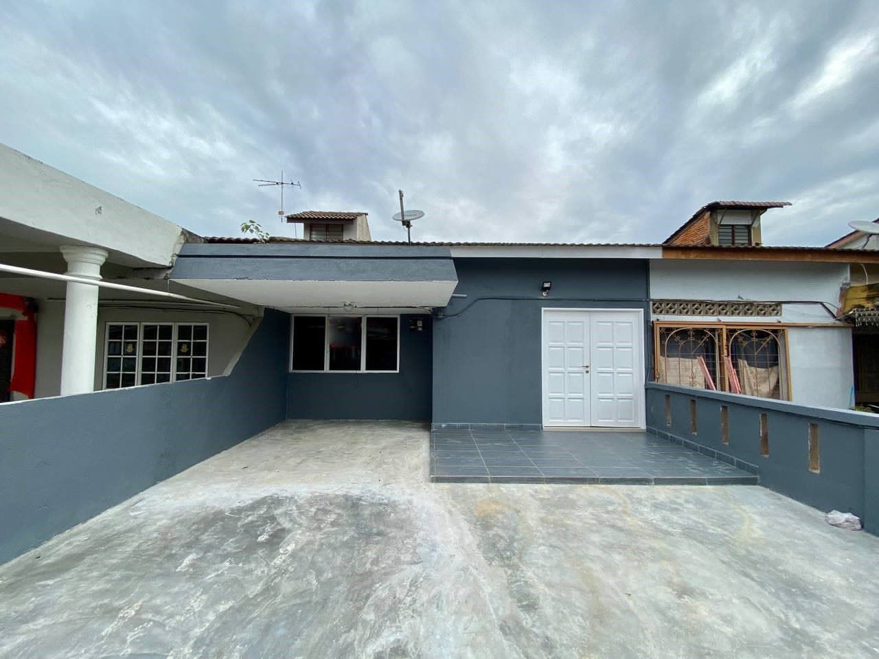 New Refurbished Single Storey Tmn Maznah Kg Jawa K - photo 10