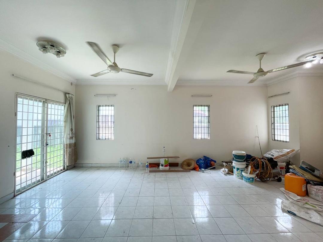3 Storey With Extra Land Tmn Aman Putra Puchong - photo 10
