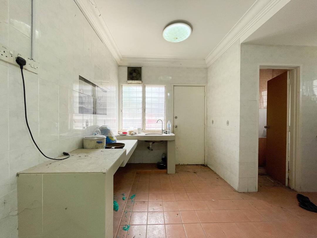 3 Storey With Extra Land Tmn Aman Putra Puchong - photo 12