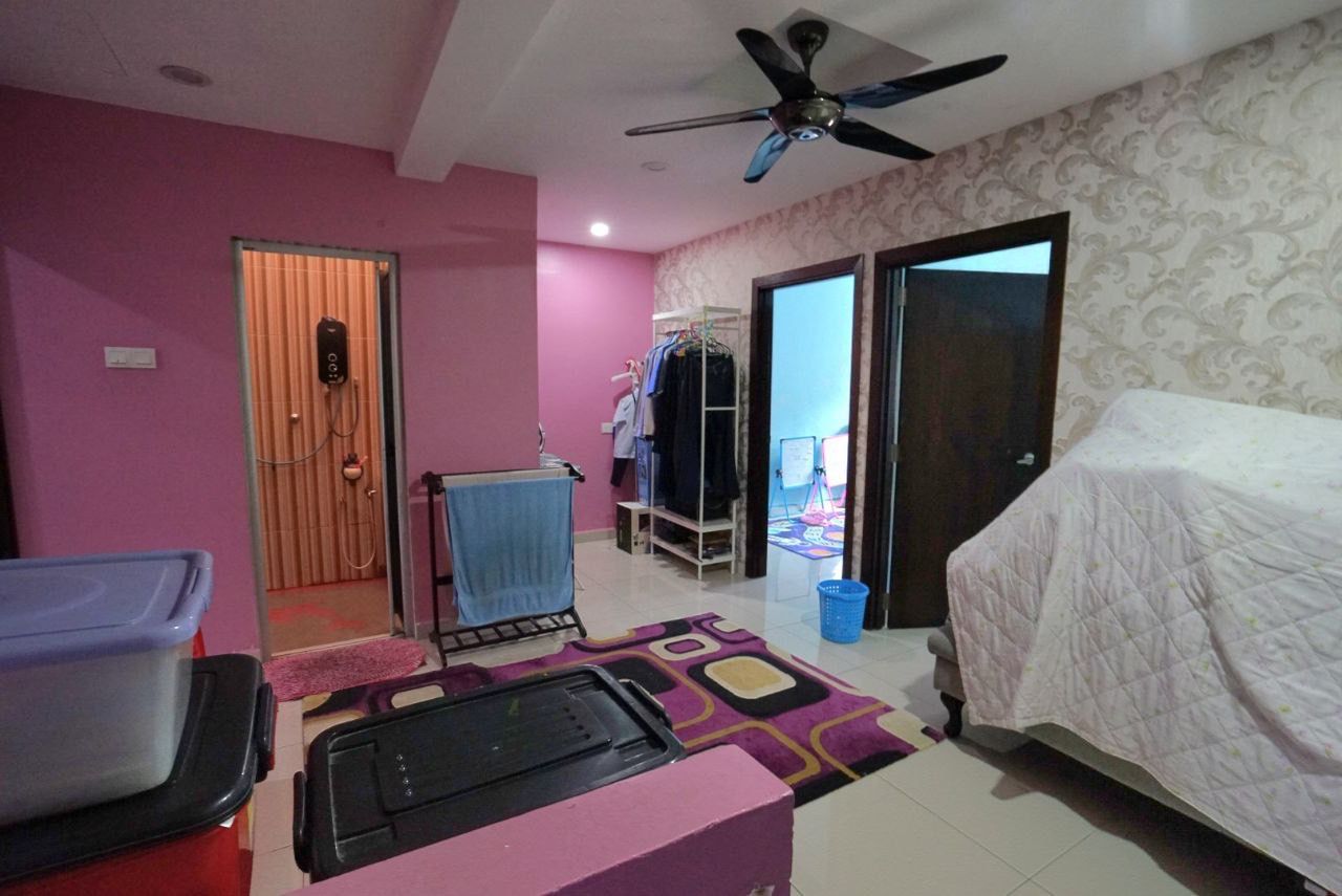 Facing Open Renovated La Cottage Taman Putra Perda - photo 8