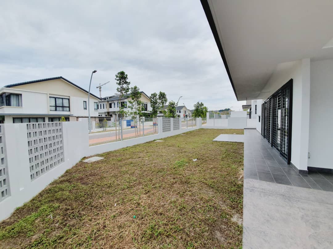 DOUBLE STOREY TERACE ELMINA GREEN WEST,DENAI ALAM - photo 4