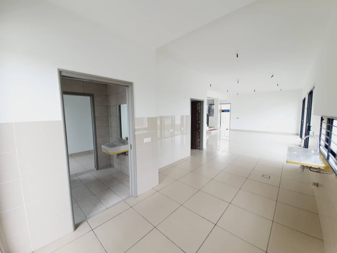 DOUBLE STOREY TERACE ELMINA GREEN WEST,DENAI ALAM - photo 6