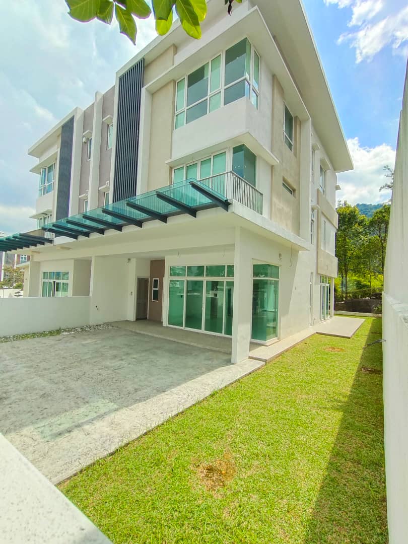 3 Storey Luxury Semi detached house with balcony f - photo 2