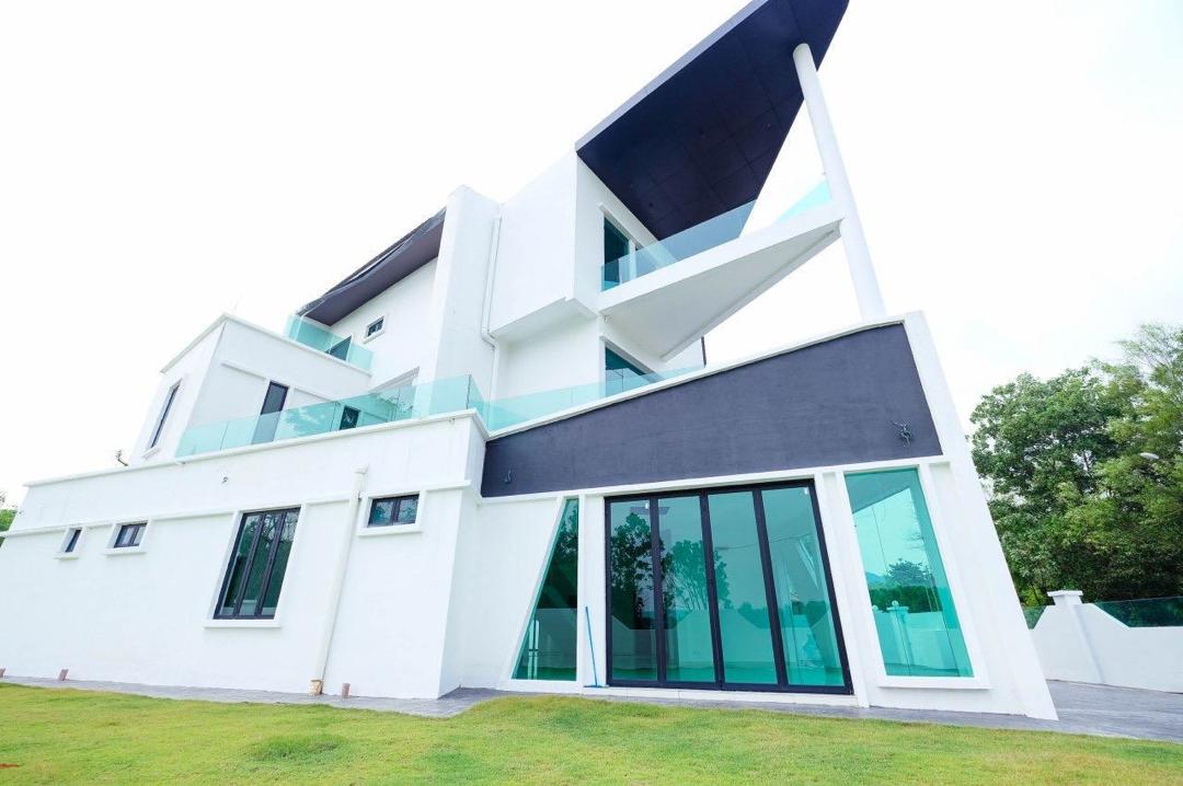 Bukit Intan 3 Storey Designer Bungalow Seremban - photo 1