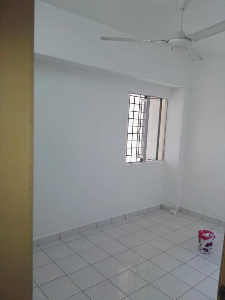 SRI DAHLIA APARTMENT,TAMAN SEPAKAT INDAH 2 - photo 5