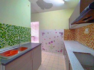 Laguna Biru Apartment, Jln Tasik Biru 2, Rawang - photo 4