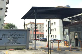 RANDA APARTMENT KOTA KEMUNING, SHAH ALAM - photo 1