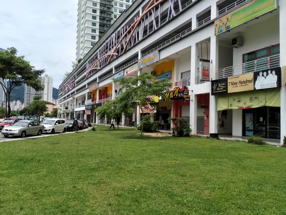 Golden Triangel double storey shop for Sales