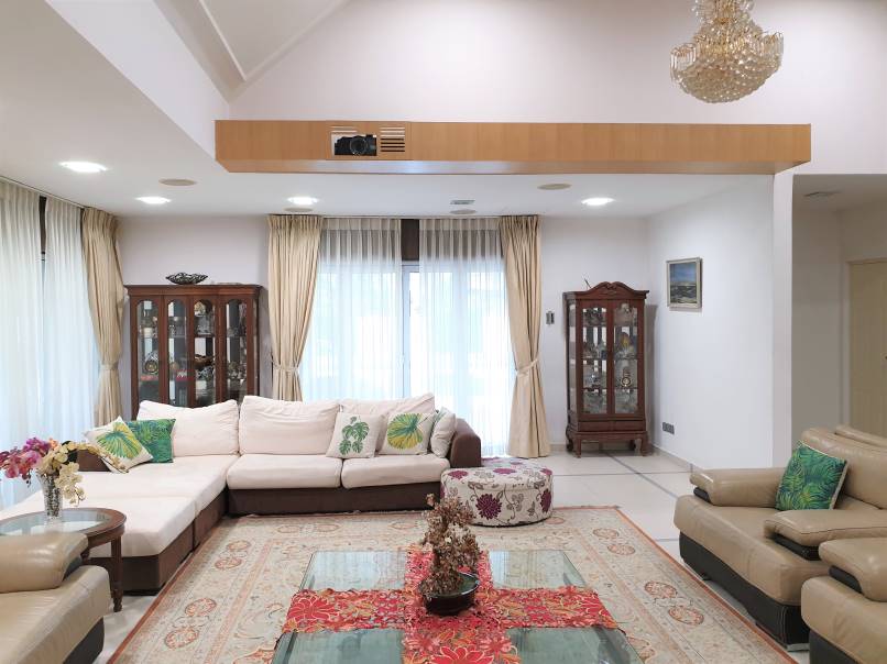 Single Storey Bungalow in Jalan Ampang Hilir KLCC - photo 4