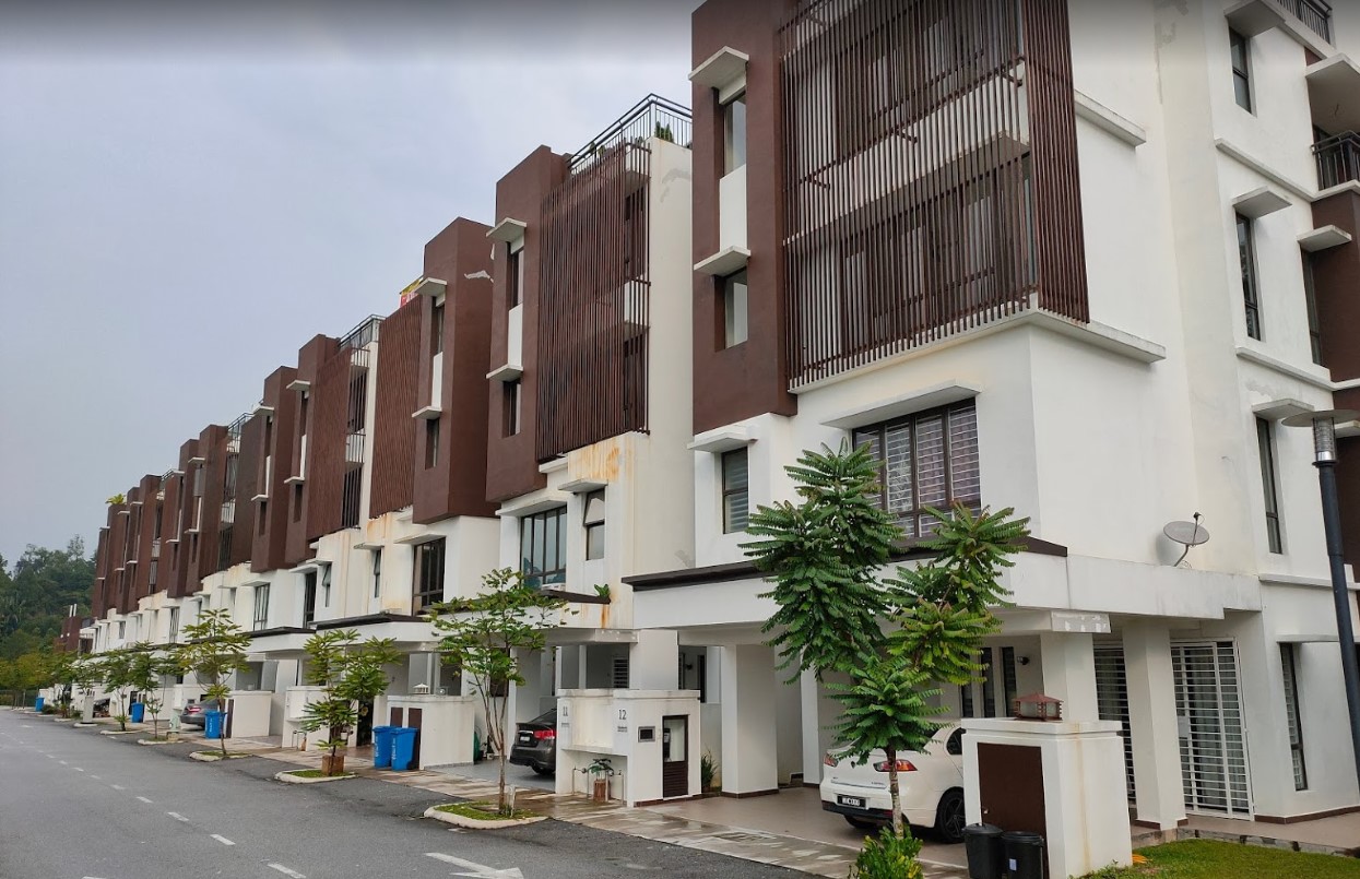 Below Market 3 Storey Link 50 Residensi