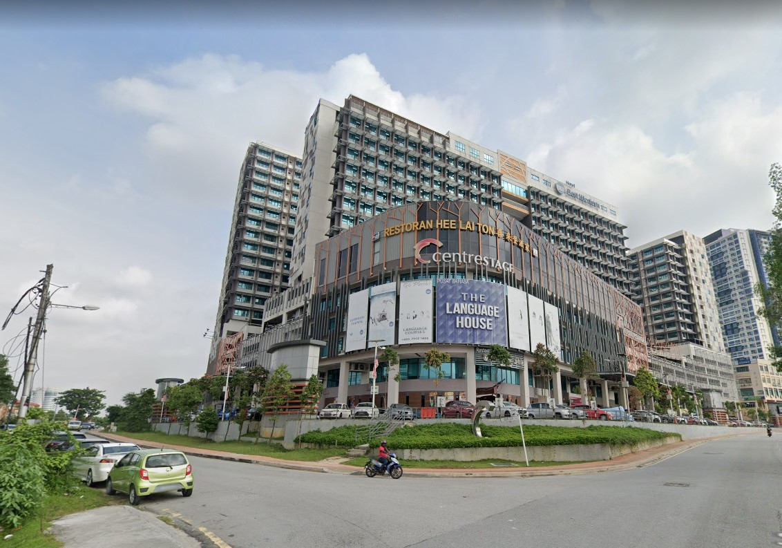 Bank Lelong PJ Centrestage, Seksyen 13
