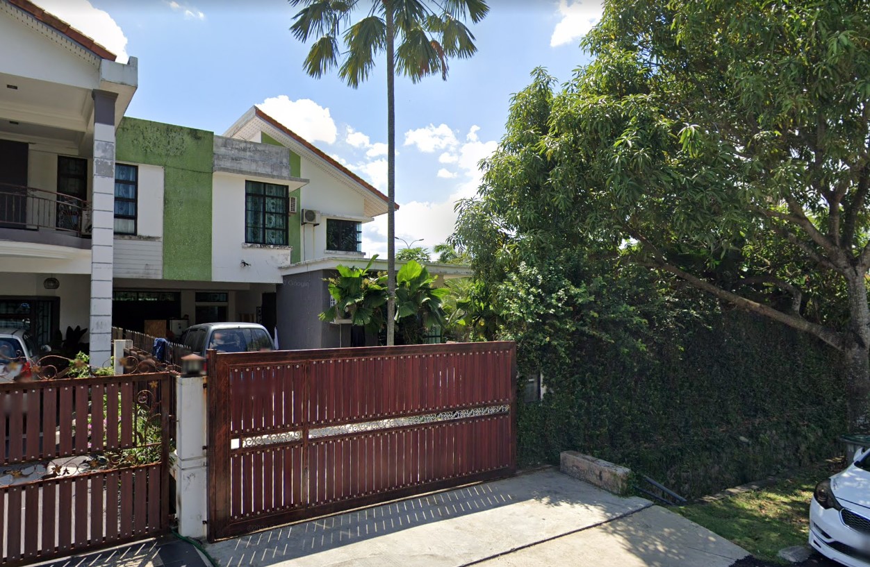 Bank Lelong 2 Sty Corner Semi-D Taman Bukit Dahlia