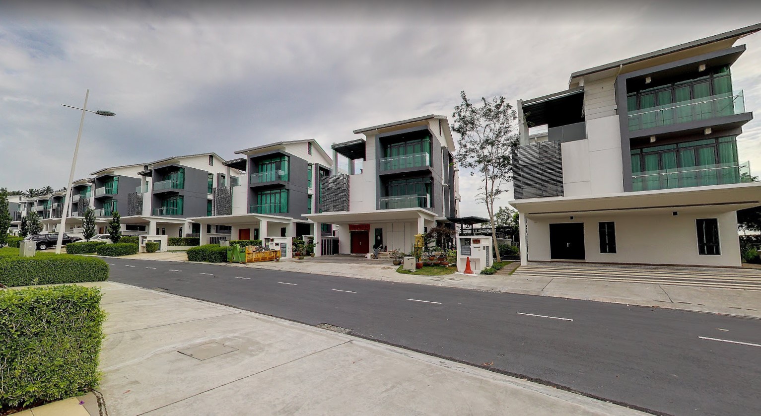Bank Lelong 3 Sty Bungalow Sejati Residences Cyber