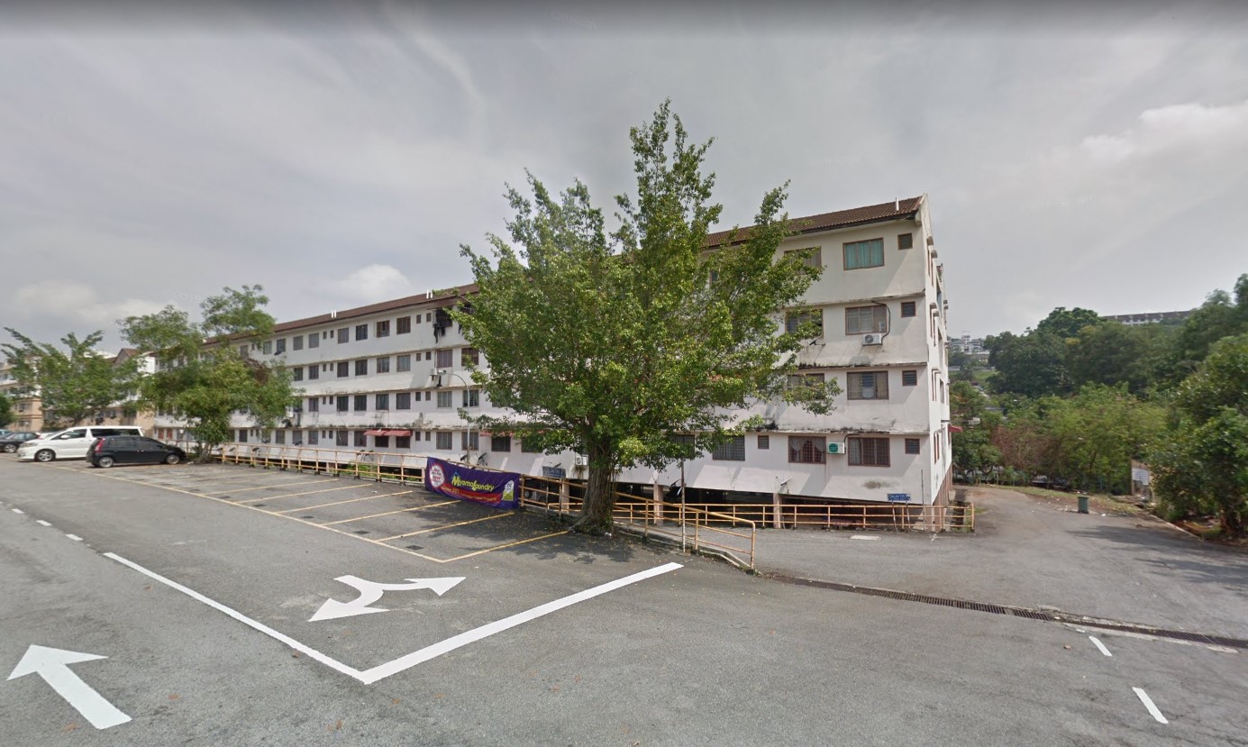 Bank Lelong Apartment Taman Kajang Sentral