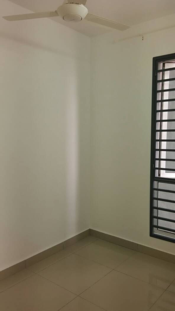 B - photo 4