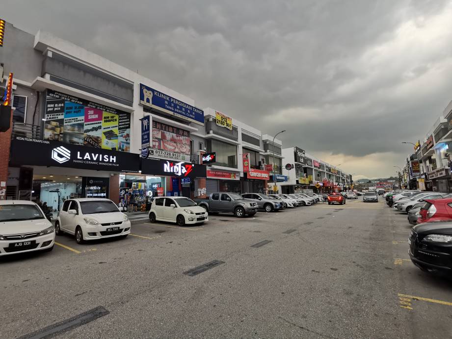 OFFICE and SHOPLOT CHERAS TRADER SQUARE - photo 2