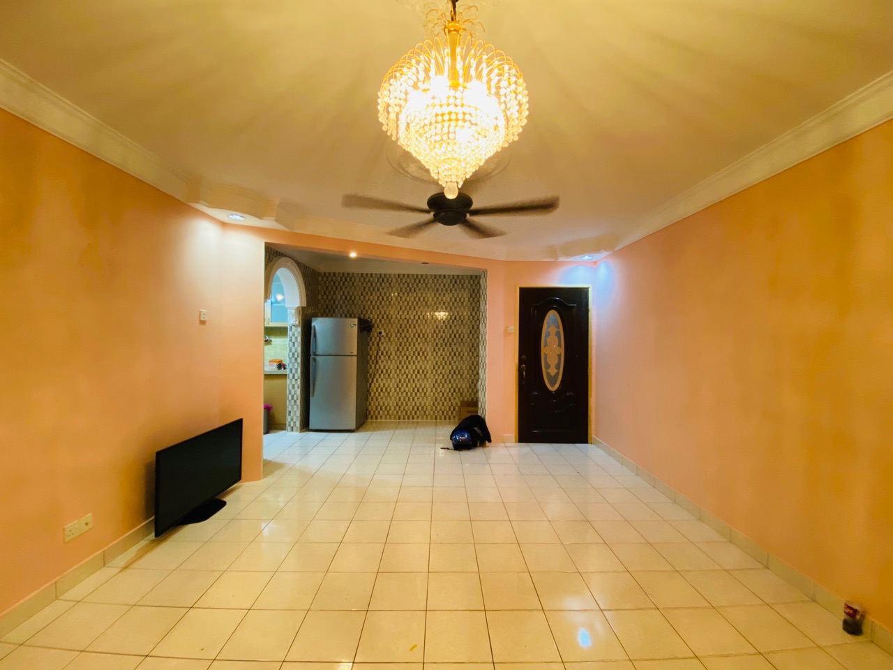 Cantik Ni LRT KTM Jati Apartment Desa Petaling