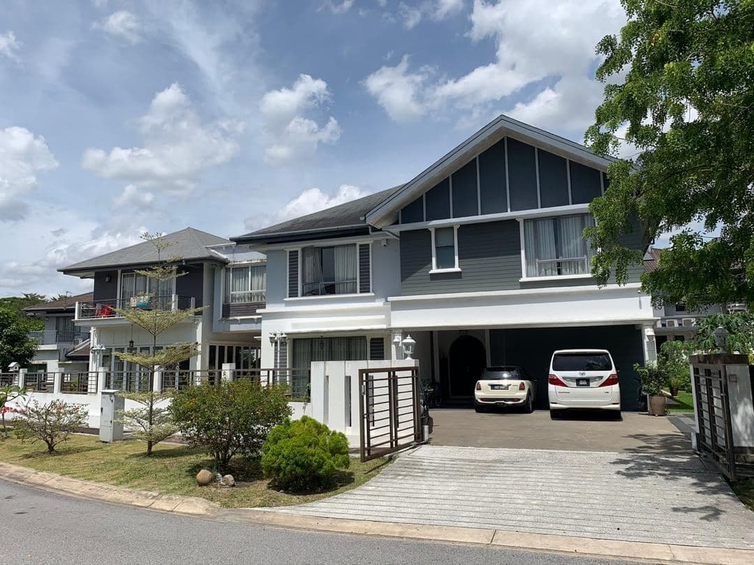 Corner Lot Bungalow Kota Kemuning sek 32 shah alam