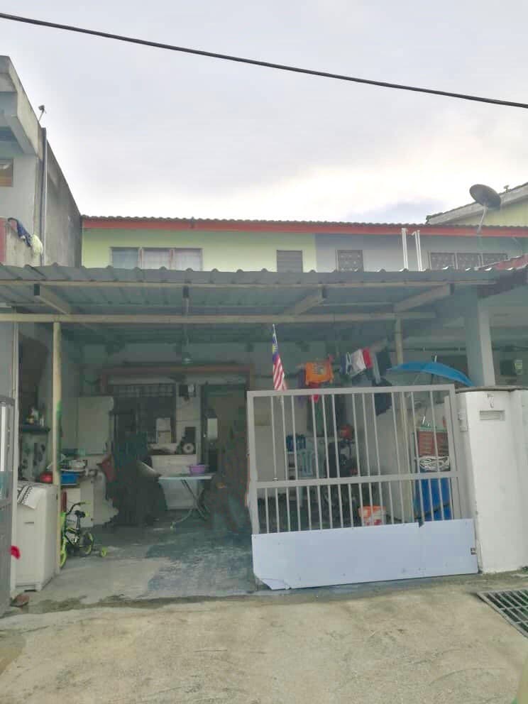 Double Storey Terrace Taman Taming Jaya, Balakong