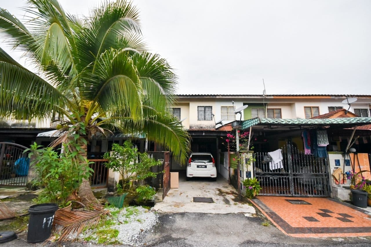 TERES 2 TINGKAT LOW COST TAMAN PERMATA, SETAPAK