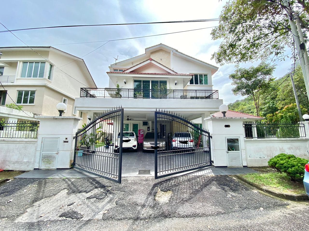 TRIPLE STOREY BUNGALOW TAMAN KEPAYANG HEIGHT N9