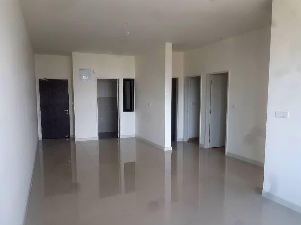FREEHOLD TUAN RESIDENCY CONDOMINIUM 3R2B 880sqft