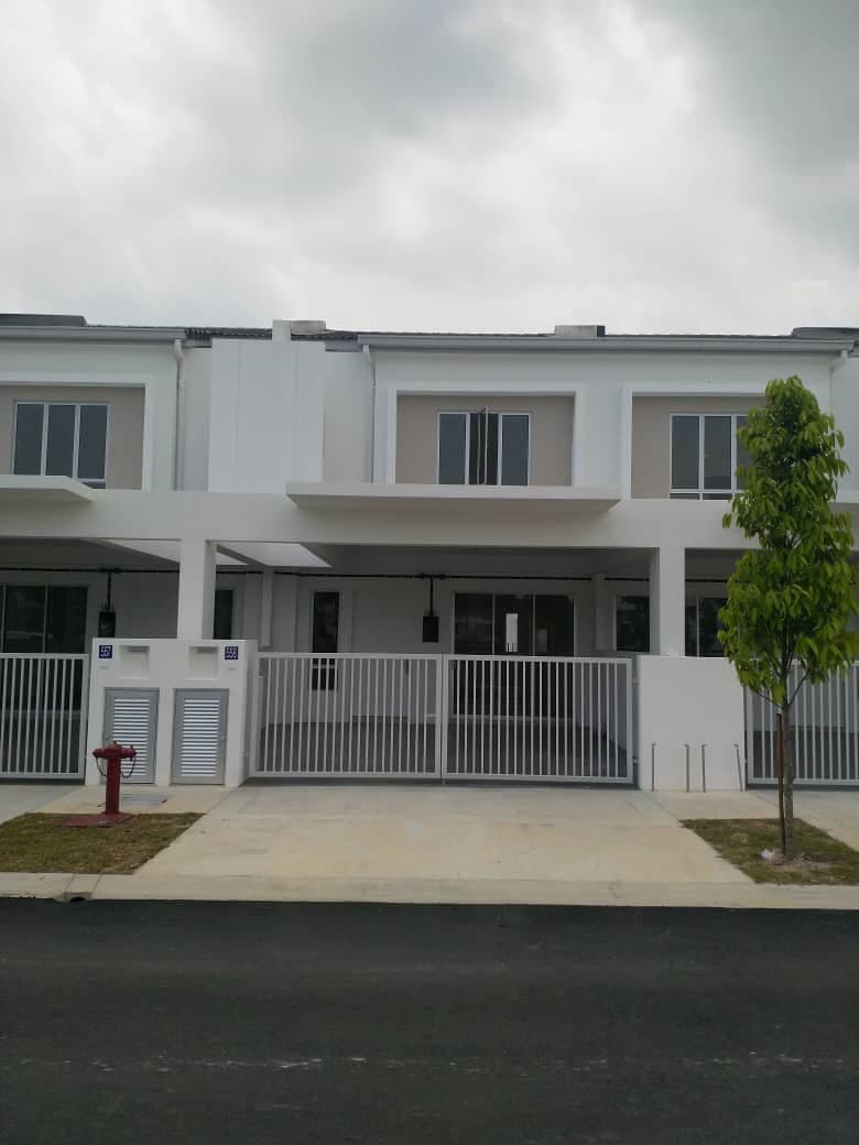Double Storey Taman Tiara Sendayan