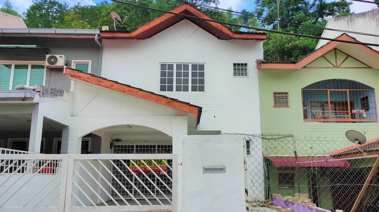 Double Storey Pinggiran Templer Selayang
