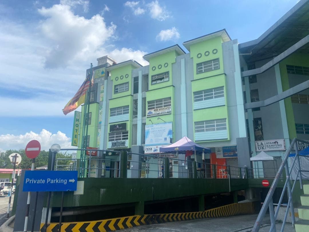 GROUND FLOOR SHOP AND OFFICE UNIT WISMA KPPMS Se