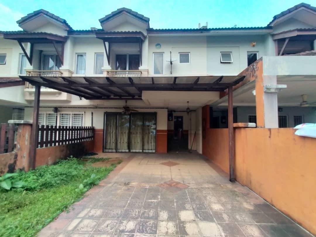 Double Storey Kota Damansara