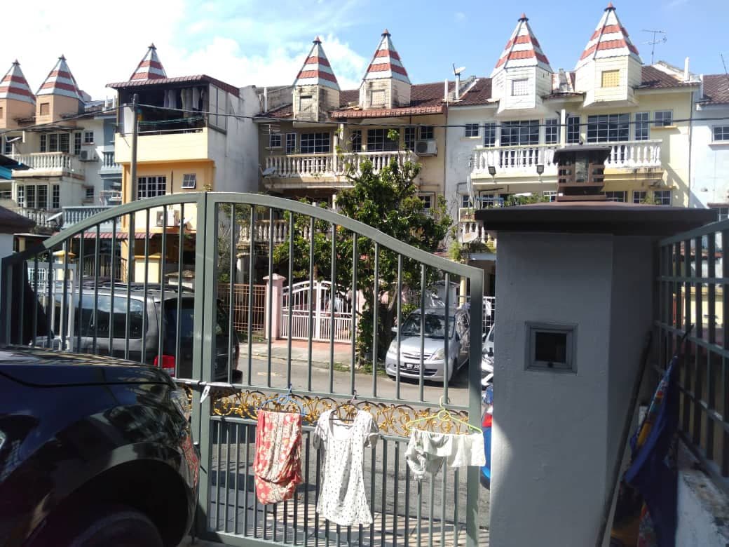 Triple Storey Terrace Taman Putri Jaya Cheras