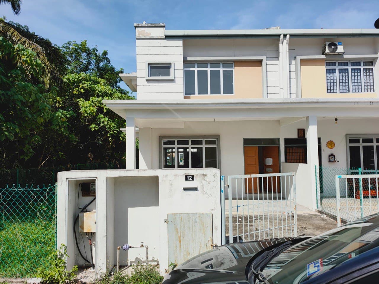END LOT FREEHOLD Double Storey Taman Langat Indah