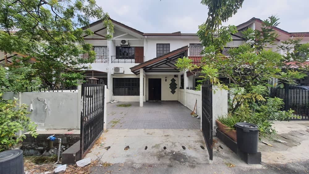 DOUBLE STOREY PJS 7 BANDAR SUNWAY