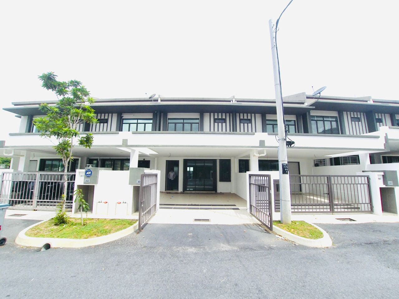 Double Storey Taman Nusa Intan Senawang