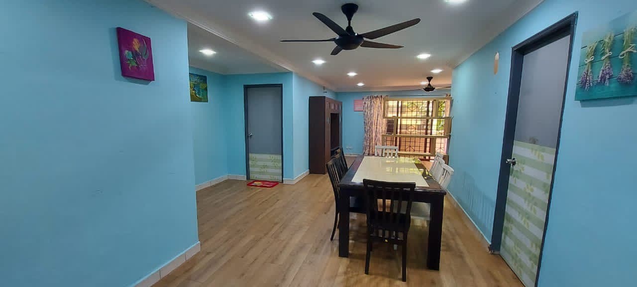 Palm Spring Condominium