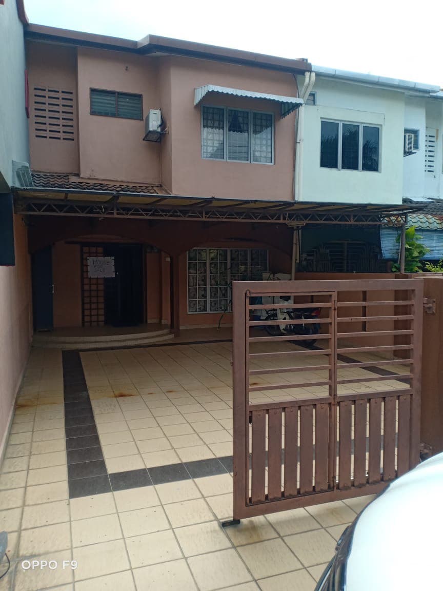 2 Storey Taman Sri Andalas Klang 1400 sqft