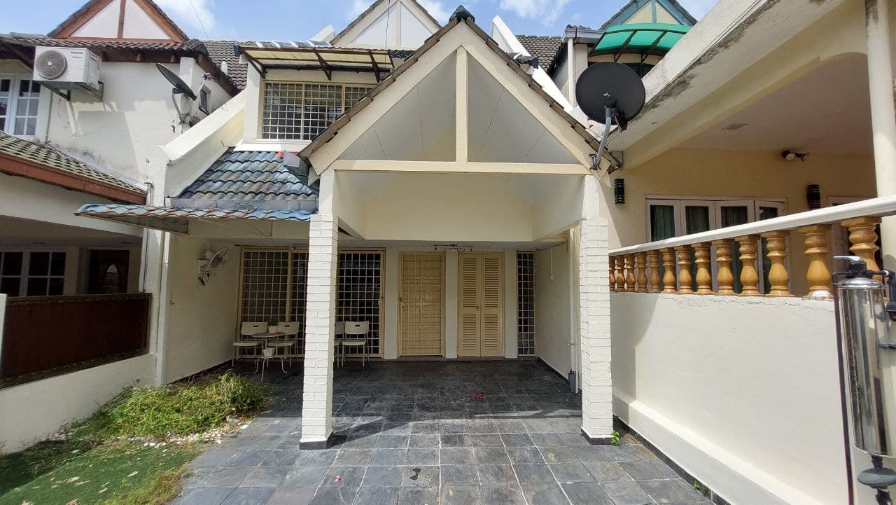 Double Storey Terrace  Taman Bukit Setiawangsa - photo 1